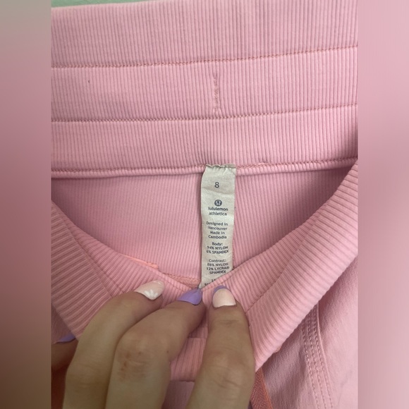 Lulu Lemon Studio crop pants - Picture 3 of 5